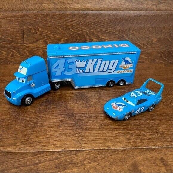 DISNEY PIXAR Cars Vintage The King Hauler Semi Truck 43 - Picture 1 of 8